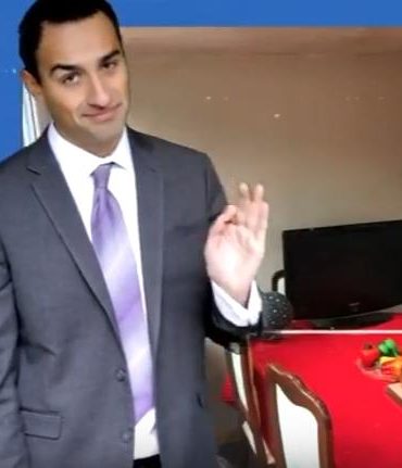 «Стас все здасть» (Stath Lets Flats)